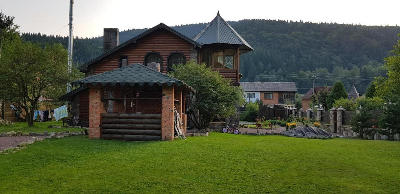 Apartmán Complex "Shum Lisu" Tatariv Exteriér fotografie