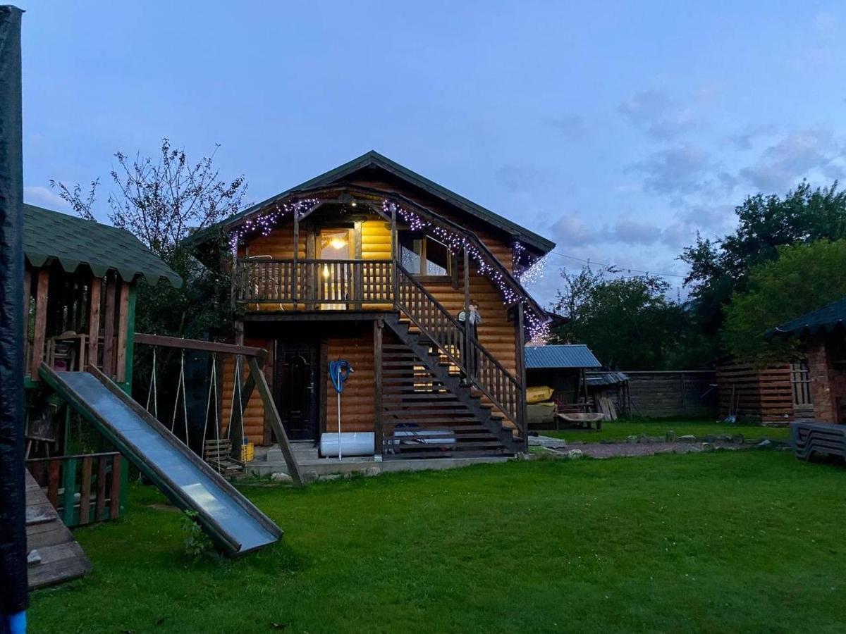 Apartmán Complex "Shum Lisu" Tatariv Exteriér fotografie