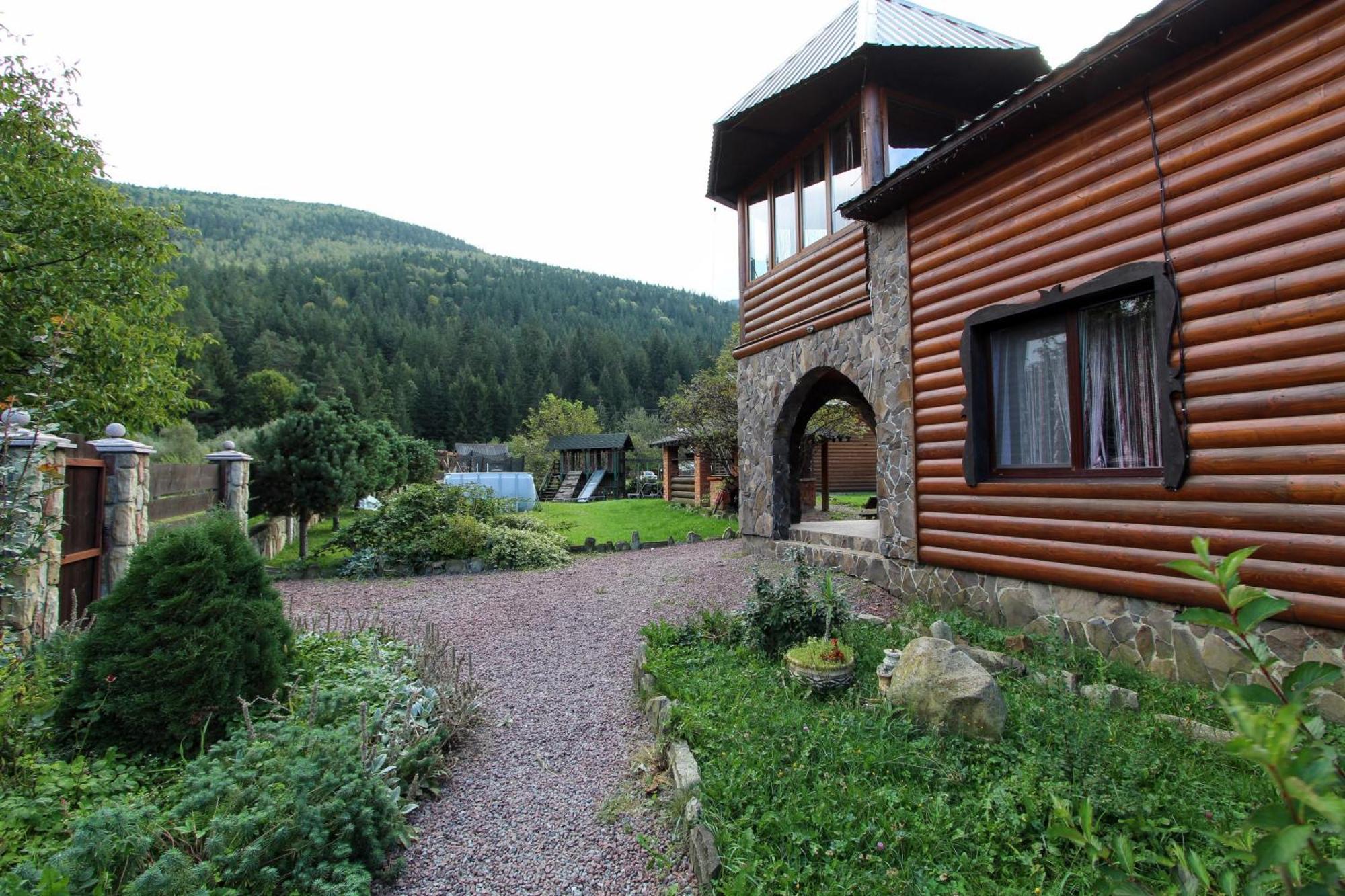 Apartmán Complex "Shum Lisu" Tatariv Exteriér fotografie